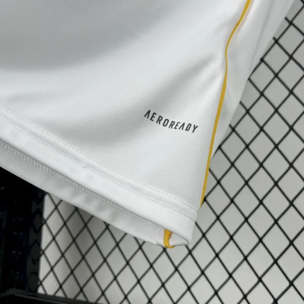 Camiseta de manga larga local del Real Madrid 2025/26 - Image 7