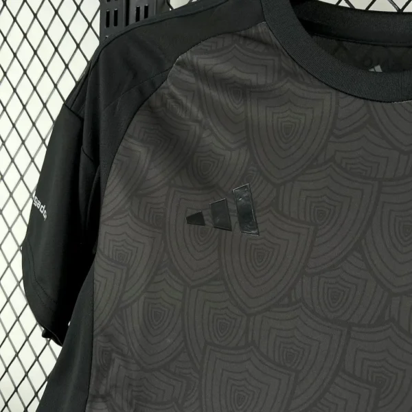Camiseta Atletico Mineiro 2025/26 Edición especial totalmente negra - Image 3