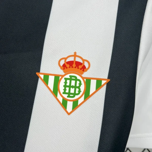 Camiseta edición especial blanco y negro del Real Betis 2025/26 - Image 2