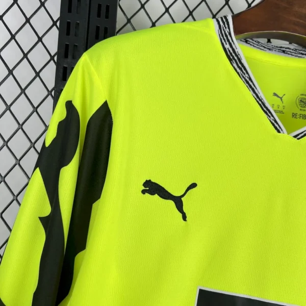 Camiseta especial de manga larga del Borussia Dortmund 2025/26 - Image 4