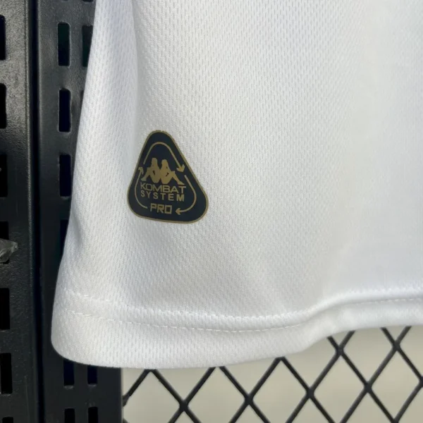 Camiseta de local del Club Atlético Huracán 2025/26 - Image 7