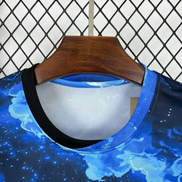 Camiseta del Paris Saint Germain 2025/26 cielo azul y nubes blancas - Image 5