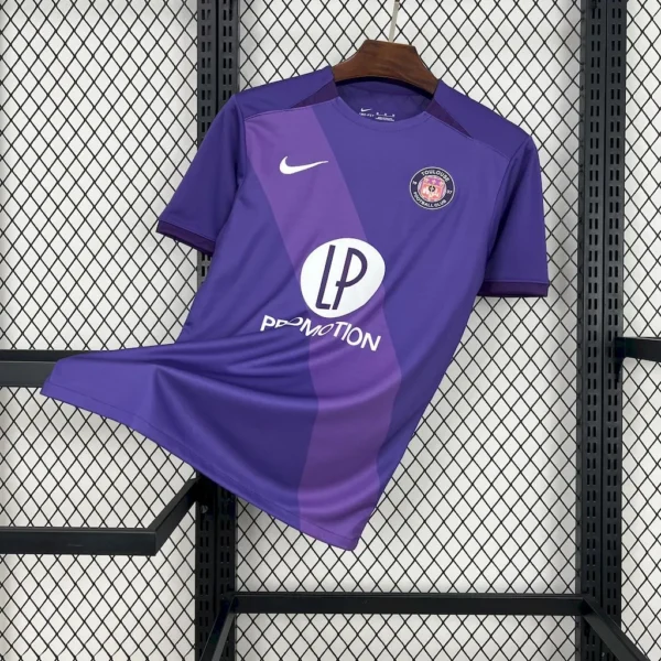 Camiseta local del Toulouse FC 2024/25
