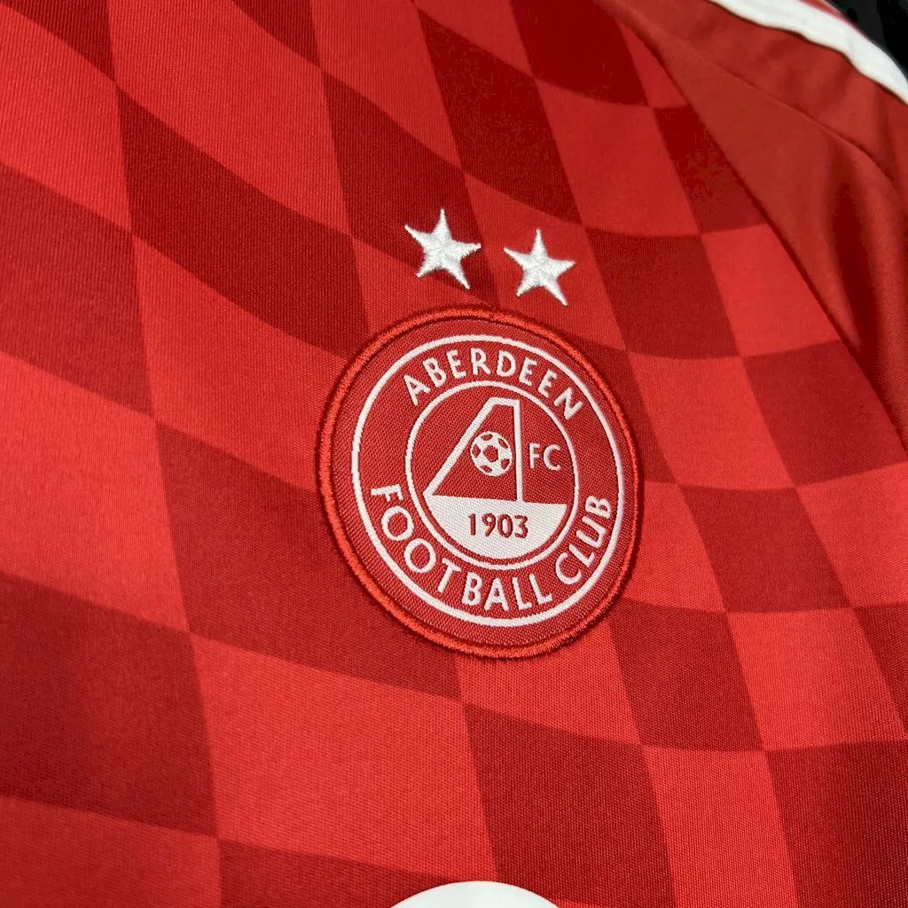 Camiseta local del Aberdeen FC 2024/25 - Image 3