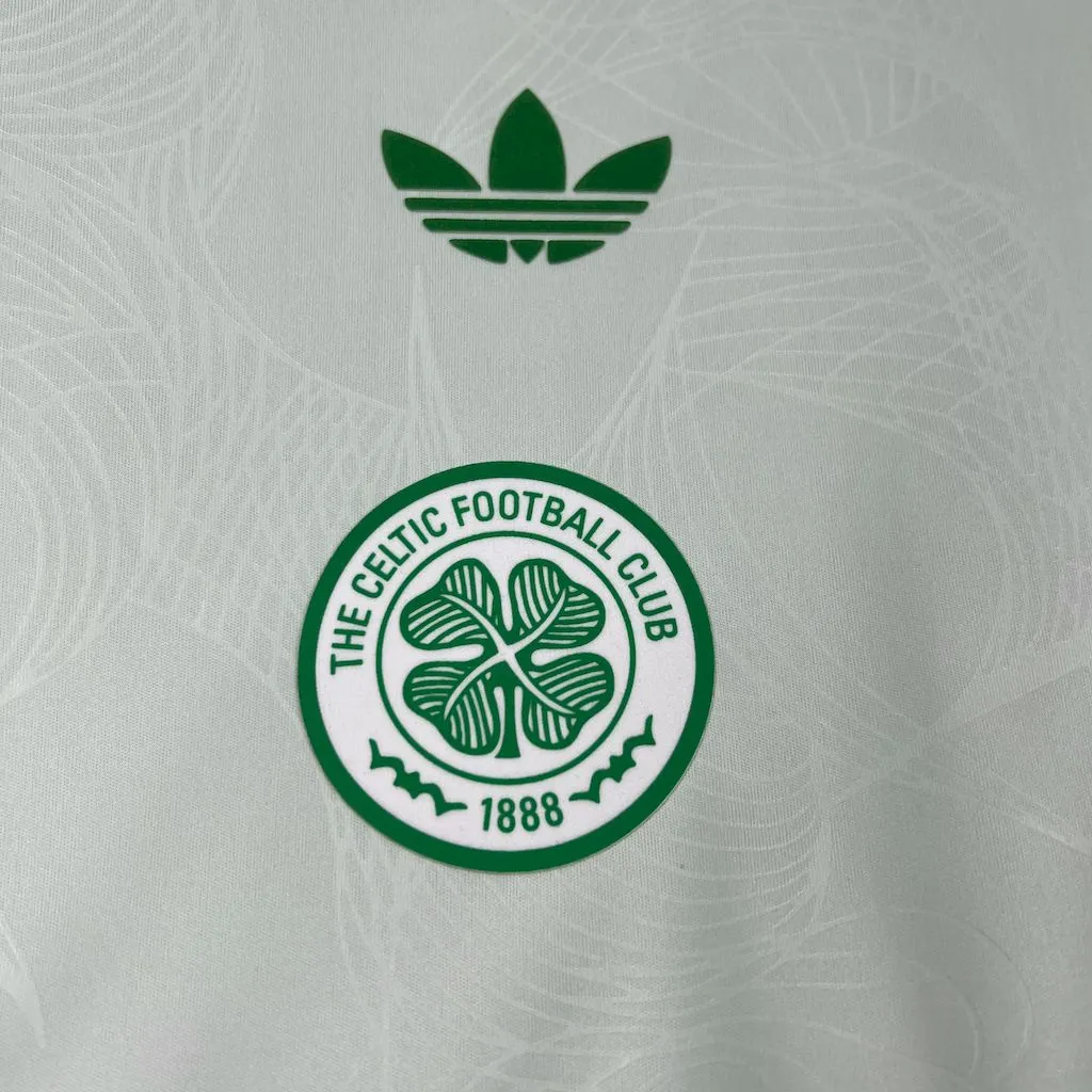 Camiseta verde del Celtic del Dia de San Patricio 2025/26 - Image 3