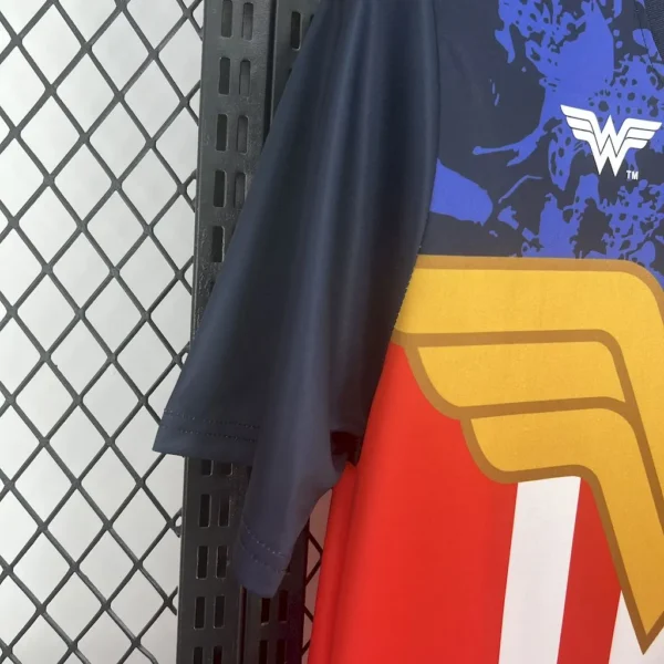 Camiseta Fantasy Wonder Woman del Atletico de Madrid 2025/26 - Image 5