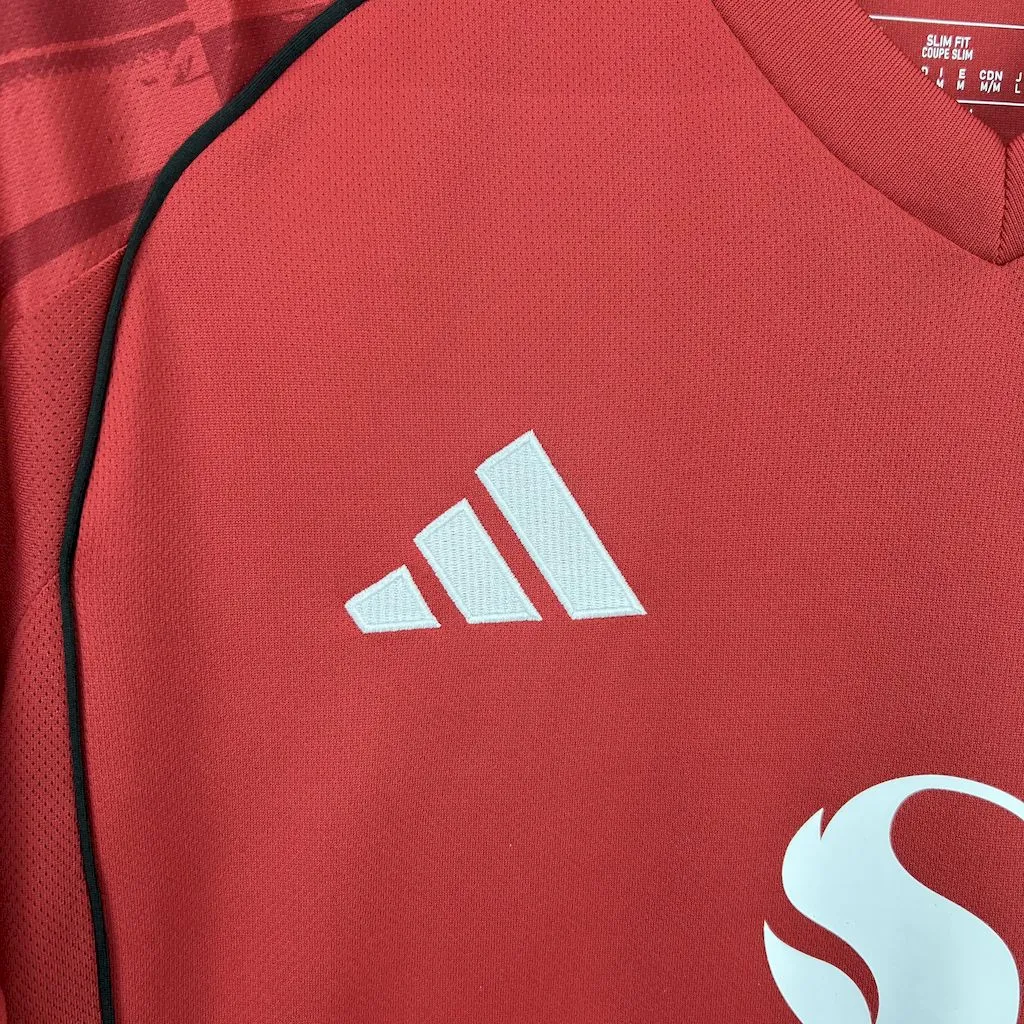 Camiseta local del Manchester United 2025/26 - Image 4