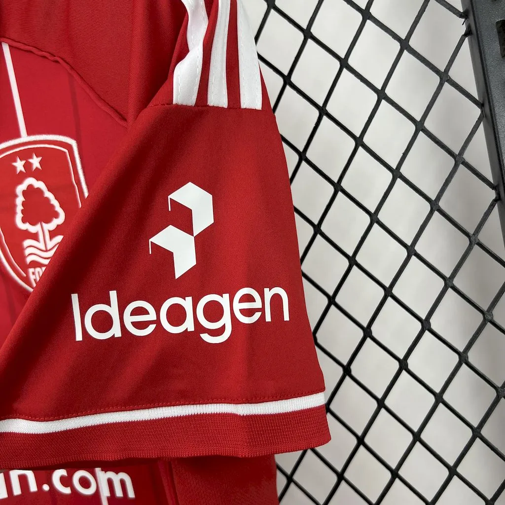 Camiseta local del Nottingham Forest 2025/26 - Image 6