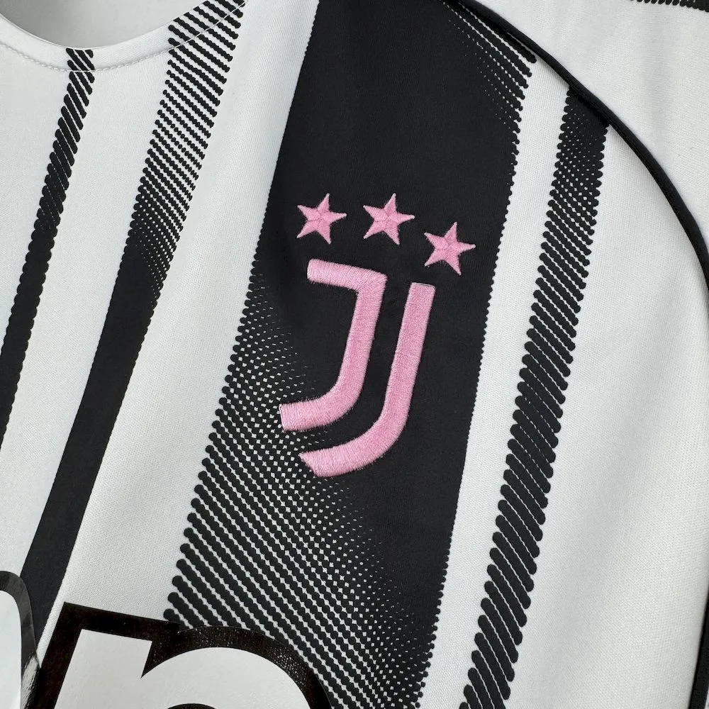Camiseta local de la Juventus 2025/26 con nuevos patrocinadores - Image 4