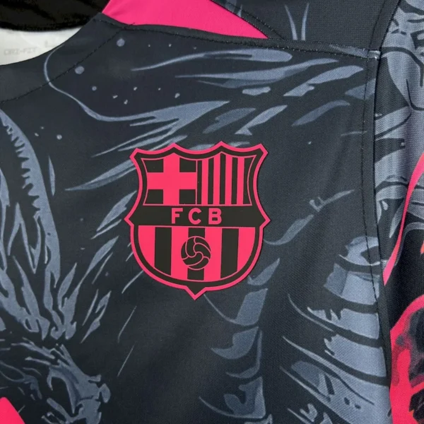Camiseta Barcelona 2025/26 edición Dragón Negro Rojo - Image 4