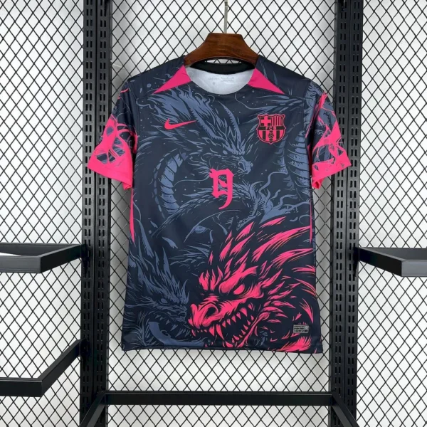 Camiseta Barcelona 2025/26 edición Dragón Negro Rojo - Image 2