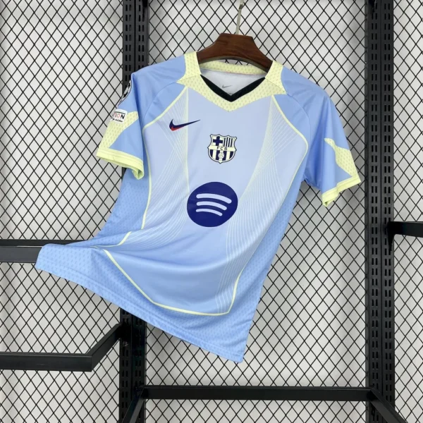 Camiseta azul edición especial del Barcelona 2025/26 con Champions League