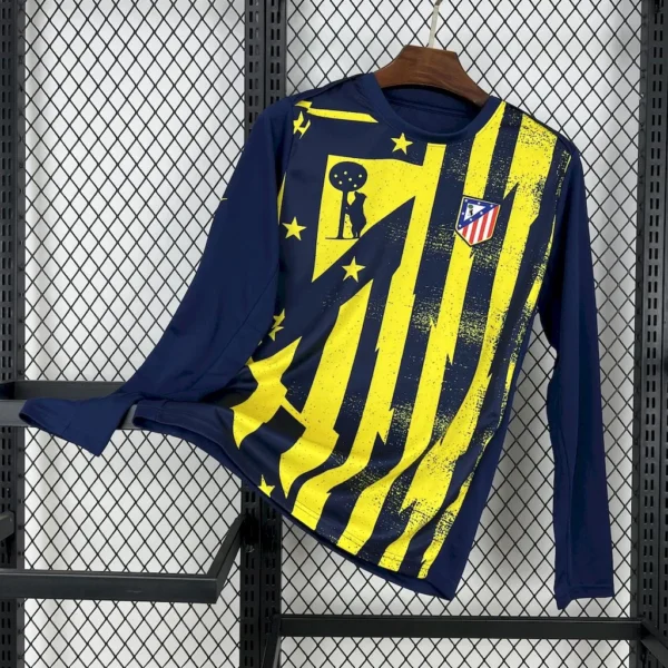 Camiseta manga larga 2 de entrenamiento prepartido del Atlético de Madrid 2025/26