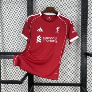Camiseta local del Liverpool 2025/26
