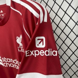 Camiseta local del Liverpool 2025/26 - Image 6