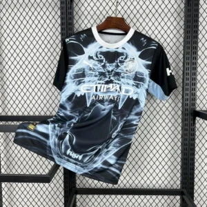 Manchester City 2025/26  Camiseta conceptual en negro y azul