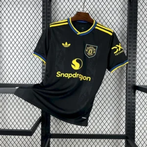 Tercera camiseta del Manchester United 2025/26