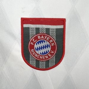 Camiseta retro de visitante del Bayern Munich 1995/96 - Image 3