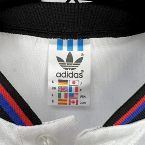 Camiseta retro de visitante del Bayern Munich 1995/96 - Image 5