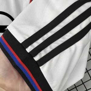 Camiseta retro de visitante del Bayern Munich 1995/96 - Image 6