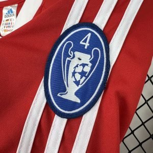 Camiseta retro del Bayern de Munich 2001/02 edicion UEFA Champions League - Image 6