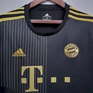 Camiseta retro de visitante del Bayern Munich 2021/22 - Image 2