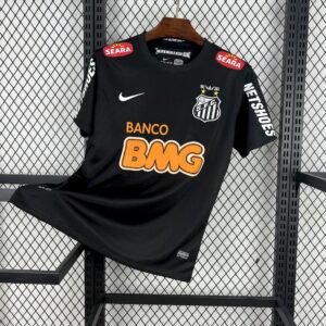 camiseta negra retro del Santos 2011/12