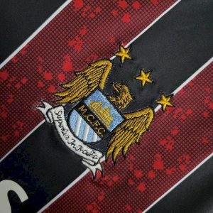 Camiseta retro de visitante del Manchester City 2008/09 - Image 3