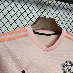 Camiseta retro de visitante del Manchester United 2018/19 - Image 3