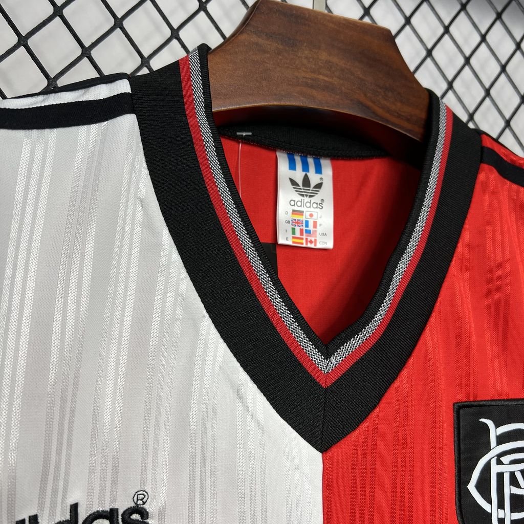 Camiseta retro de visitante del Rangers 1995/96 - Image 3