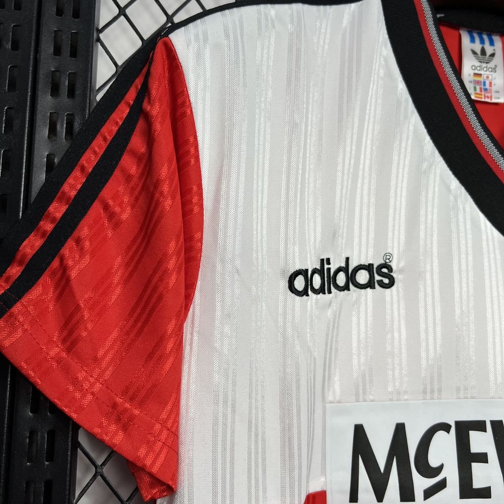 Camiseta retro de visitante del Rangers 1995/96 - Image 8