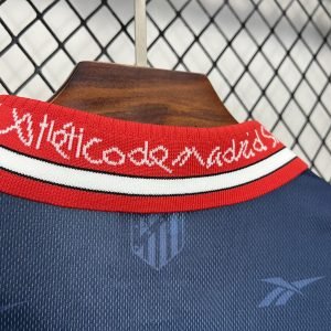 Camiseta retro de visitante del Atlético de Madrid 1998/99 - Image 6