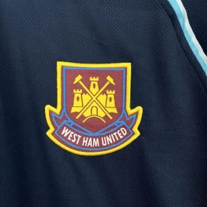 Camiseta retro del West Ham United 1999/01 tercera equipacion - Image 4