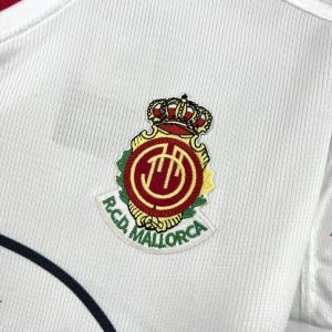 Camiseta retro RCD Mallorca 2001/02 Segunda equipacion - Image 4