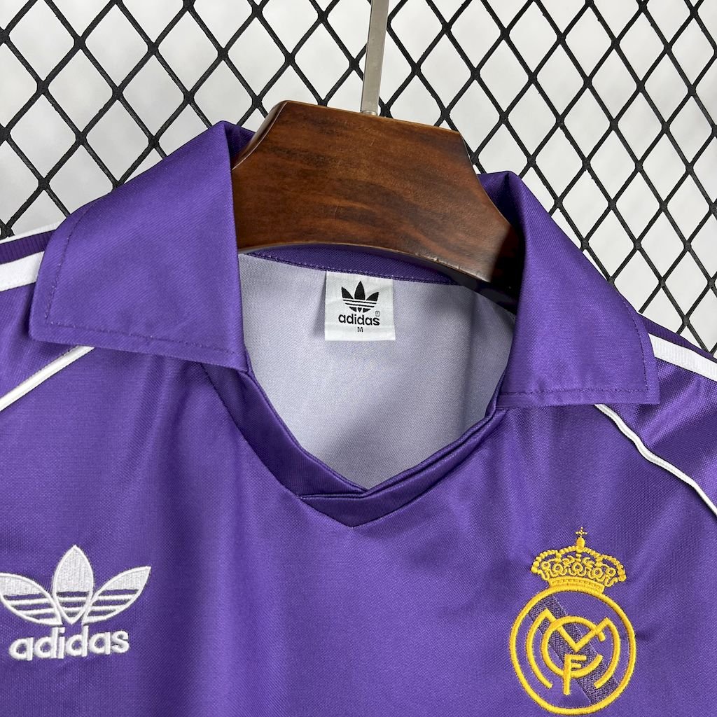 Camiseta retro del Real Madrid 1984/85 de la tercera equipacion - Image 3