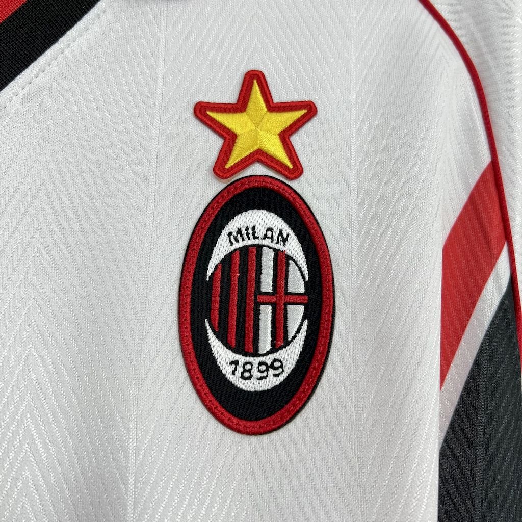 Camiseta retro de visitante del AC Milan 1997/98 - Image 5