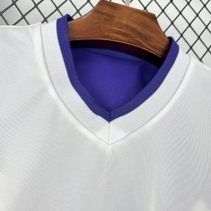 Camiseta retro del Real Madrid 2002/03 reversible de doble cara - Image 3