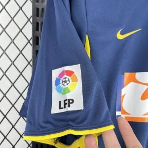 Camiseta retro de visitante del Atlético de Madrid 2002/03 - Image 3