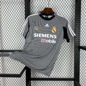 Camiseta retro de portero del Real Madrid 2002/03