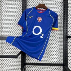 Camiseta retro de visitante del Arsenal 2004/05