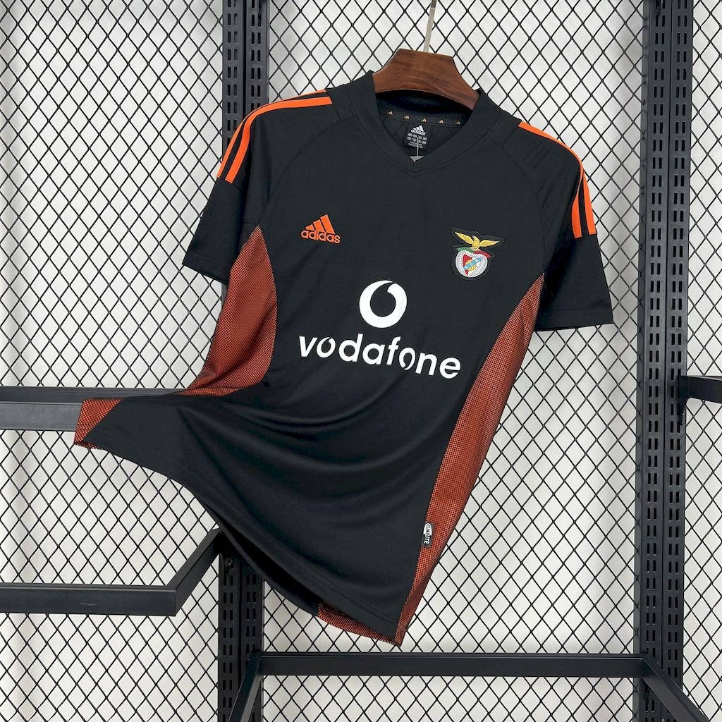 Camiseta retro de visitante del Benfica 2002/03