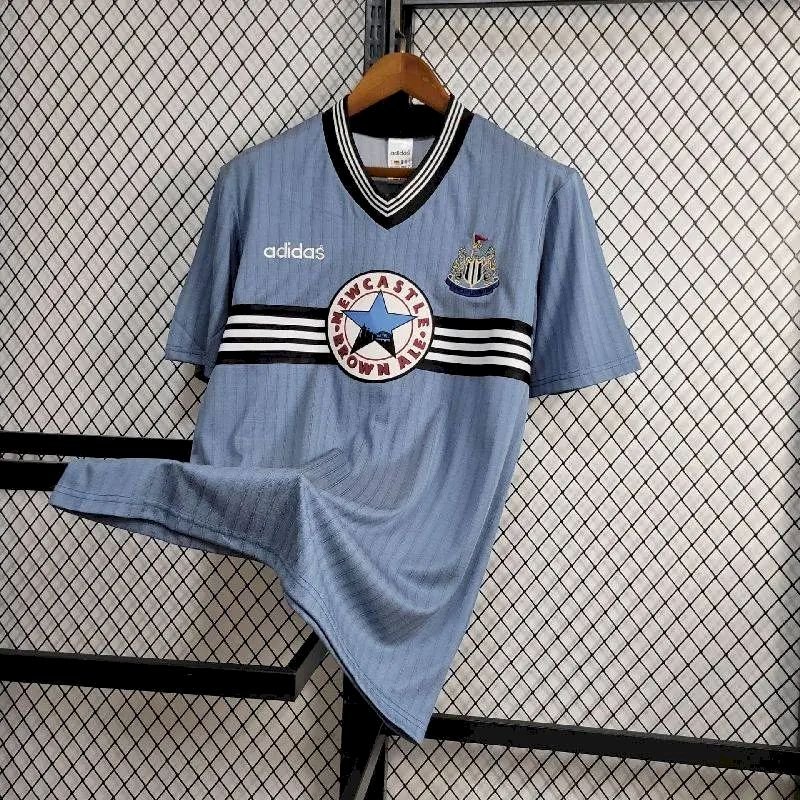 Camiseta retro de visitante del Newcastle United 1996/97