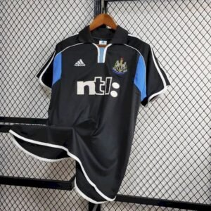 Camiseta retro de visitante del Newcastle United 2001/02