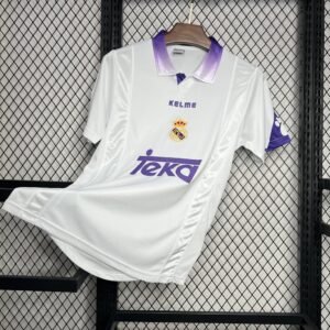 Camiseta retro del Real Madrid 1997/98 local