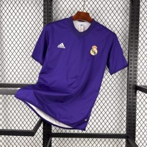 Camiseta retro del Real Madrid 2002/03 reversible de doble cara2