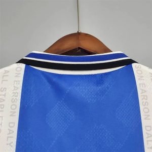 Camiseta retro de visitante del Manchester United 1994/96 - Image 8