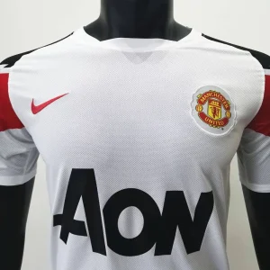 Camiseta retro de visitante del Manchester United 2010/11 - Image 4