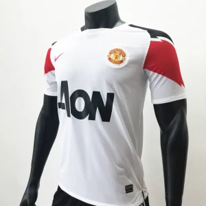 Camiseta retro de visitante del Manchester United 2010/11 - Image 3