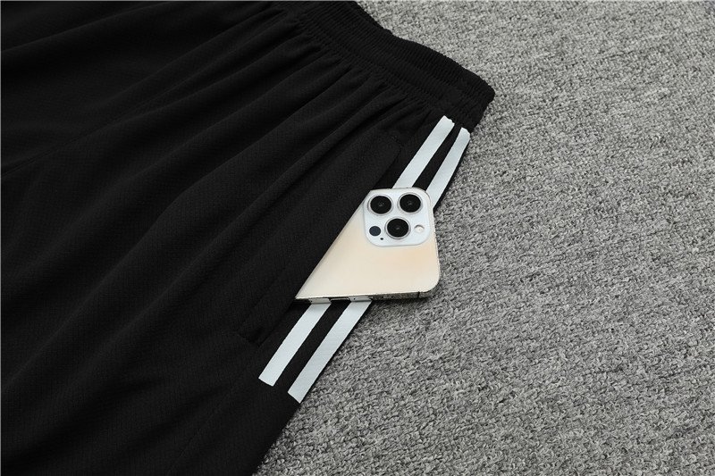 Camiseta de entrenamiento unisex Juventus 2023/24 para adultos pantalon corto 140013 - Image 3