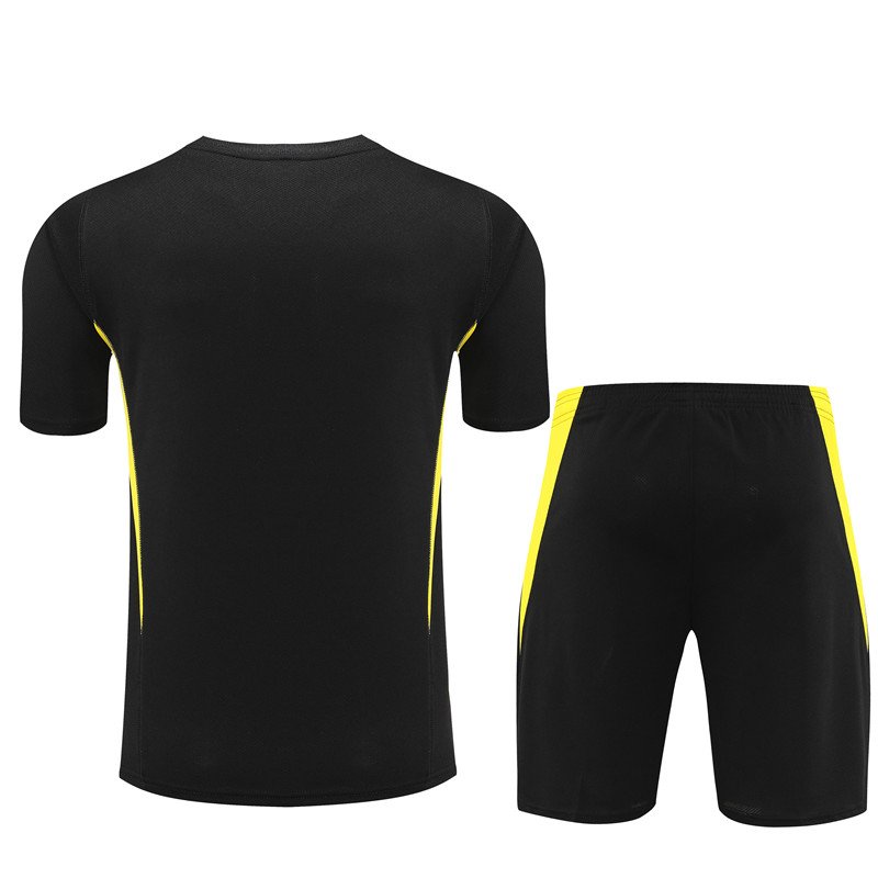 Camiseta de entrenamiento unisex Juventus 2023/24 para adultos pantalon corto 140013 - Image 4